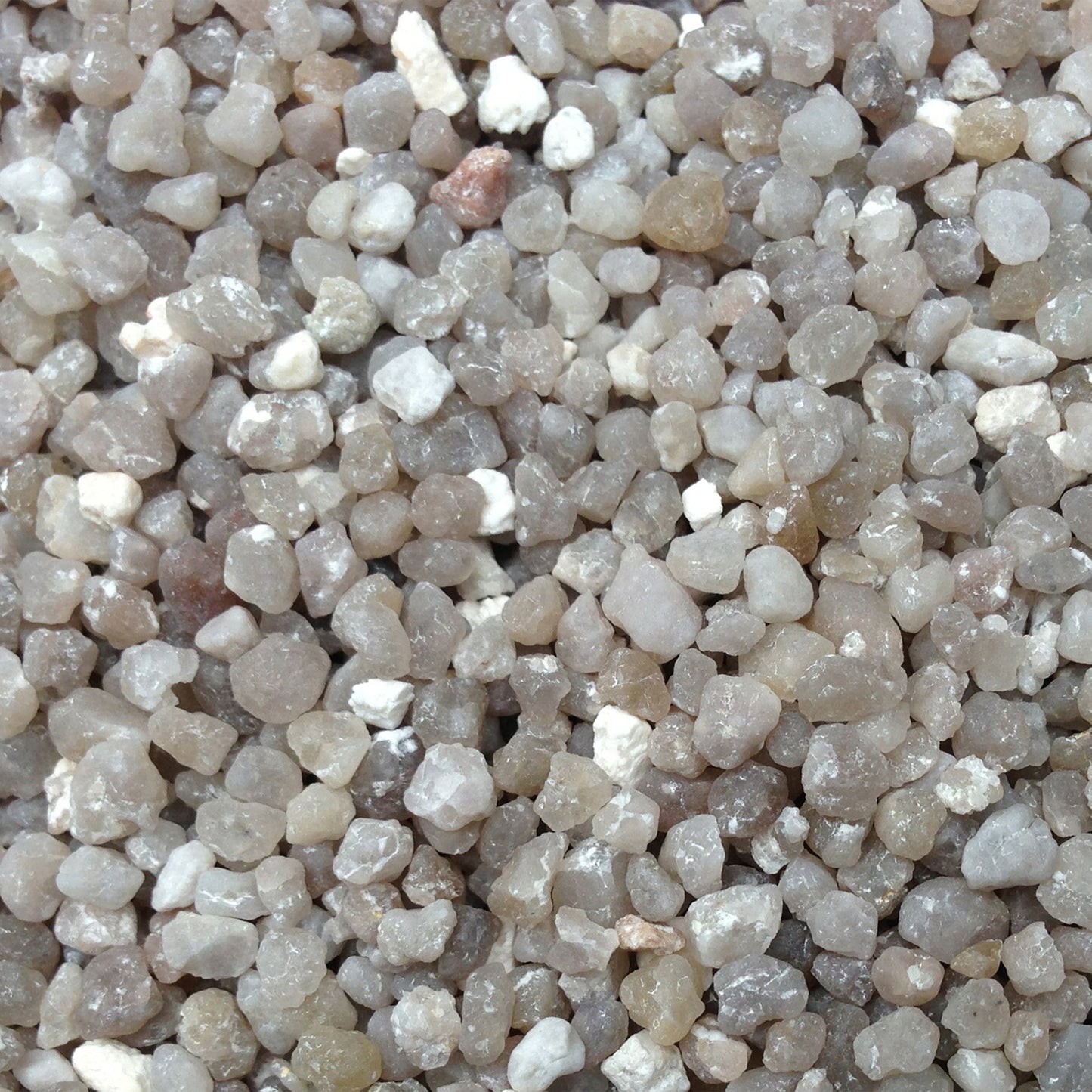 Betta Natural Gunmetal Mix Gravel